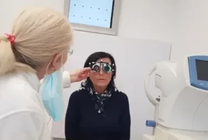 Meranie zraku/dioptrií v očnej optike iOPTIKA Prievidza Partizánske